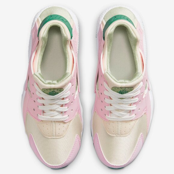 Nike Huarache Run SE (GS) "Strawberry Shortcake". Brand new. Womens Size: 8. - Picture 3 of 8